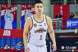 下半场发力没啥用了呀！付豪上半场仅1分 全场14中9拿20分6板