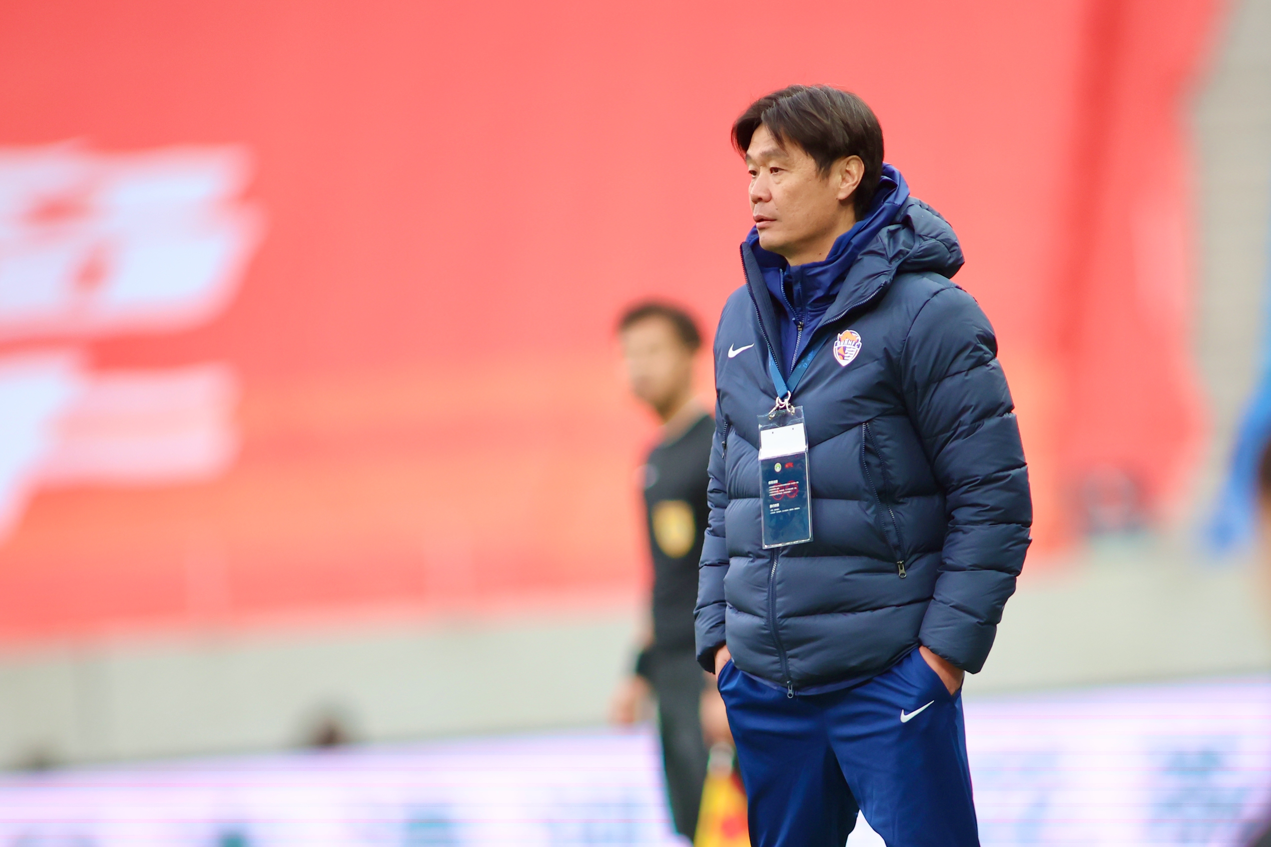 李霄鹏：奥古斯托将缺席明天比赛，新援兰克尔·泽明天肯定会上场