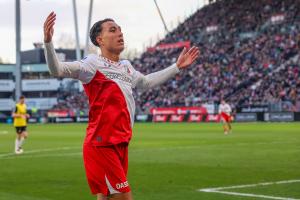 开云官网-国足怎么办外媒：20岁荷甲边锋乔纳森斯归化印尼，身价90万欧